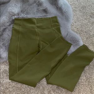 Lululemon leggings